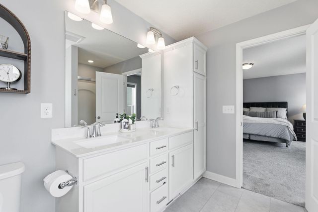 1241 Maple Lane, Carver, MN 55315