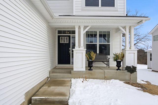 1241 Maple Lane, Carver, MN 55315