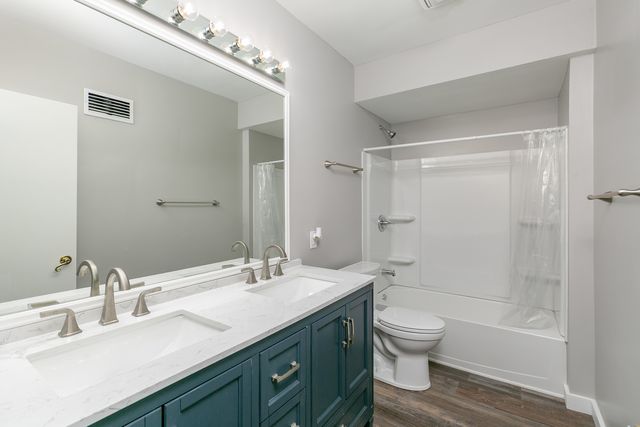 2908 26th Street, Moline, IL 61265