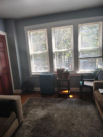 2426 N Long Avenue, Chicago, IL 60639