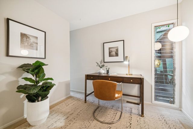 2835 Morley Dr, Oakland, CA 94611