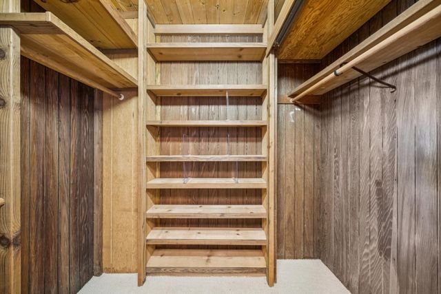 2835 Morley Dr, Oakland, CA 94611