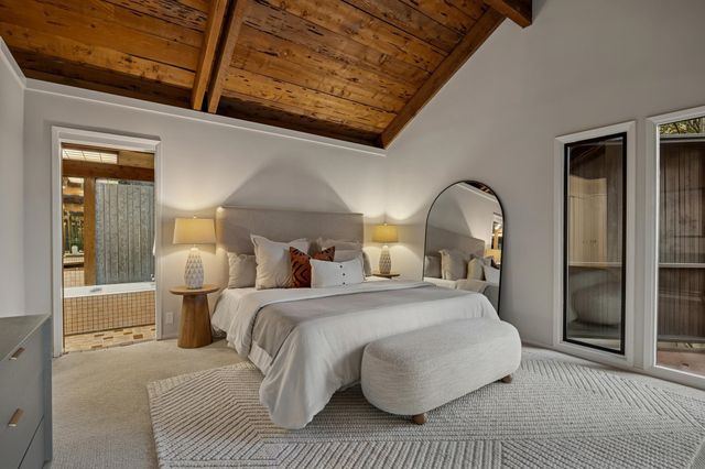 2835 Morley Dr, Oakland, CA 94611