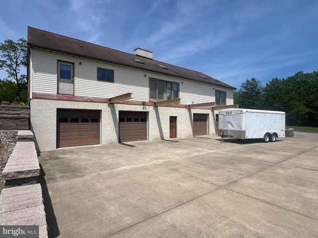 344 HALLMAN MILL RD, Phoenixville, PA 19460