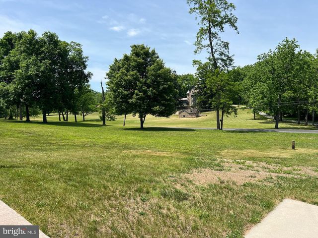 344 HALLMAN MILL RD, Phoenixville, PA 19460