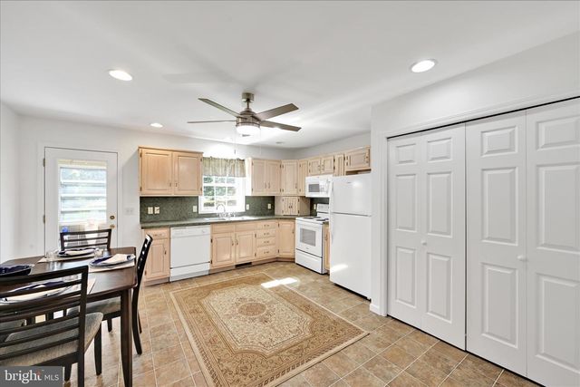 323 HILL ST, Mount Joy, PA 17552