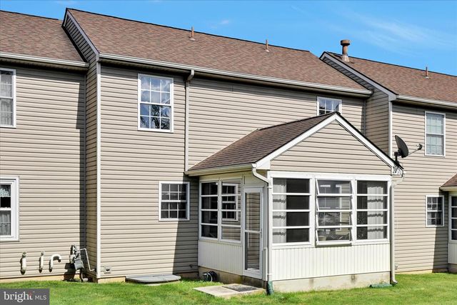 323 HILL ST, Mount Joy, PA 17552