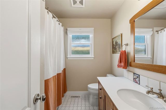 2838 S Clarkson Circle, Englewood, CO 80113