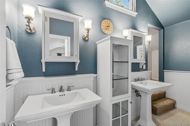 2838 S Clarkson Circle, Englewood, CO 80113