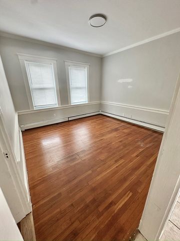 29 Nichols 1, Everett, MA 02149