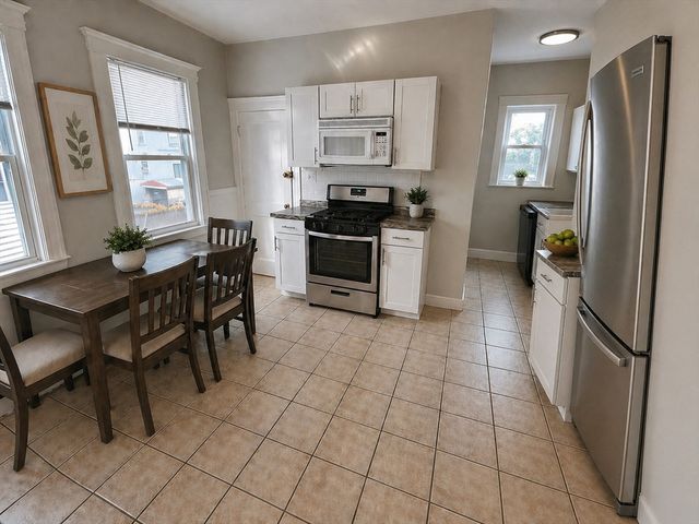 29 Nichols 1, Everett, MA 02149