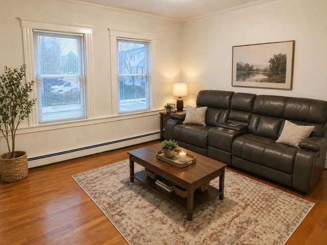 29 Nichols 1, Everett, MA 02149