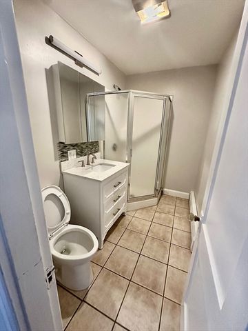 29 Nichols 1, Everett, MA 02149