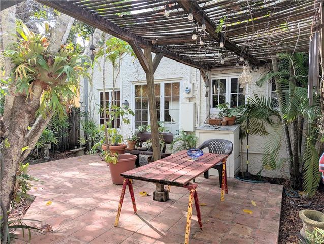 1701 SIESTA DRIVE, Sarasota, FL 34239