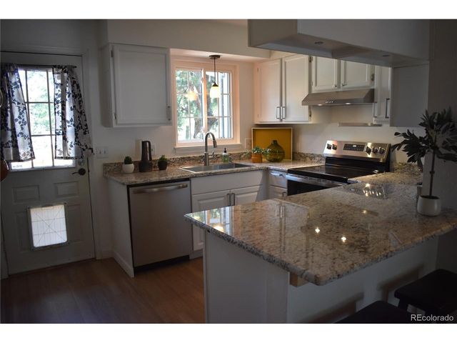 10859 W Dartmouth Ave, Lakewood, CO 80227