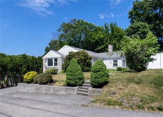 59 N Williams Street, Johnston, RI 02919