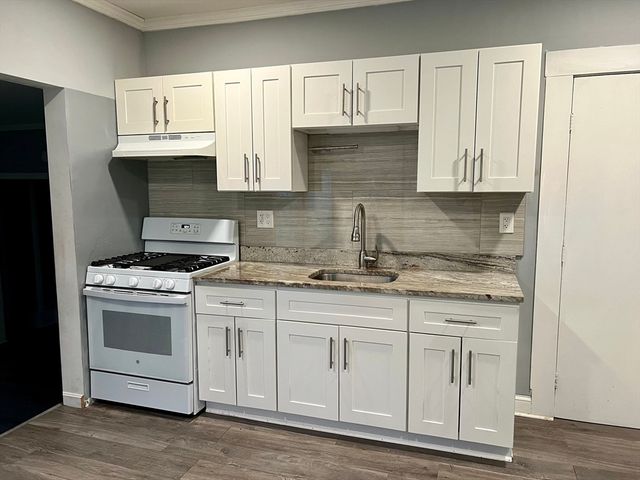 15 Church Avenue 4, Woburn, MA 01801