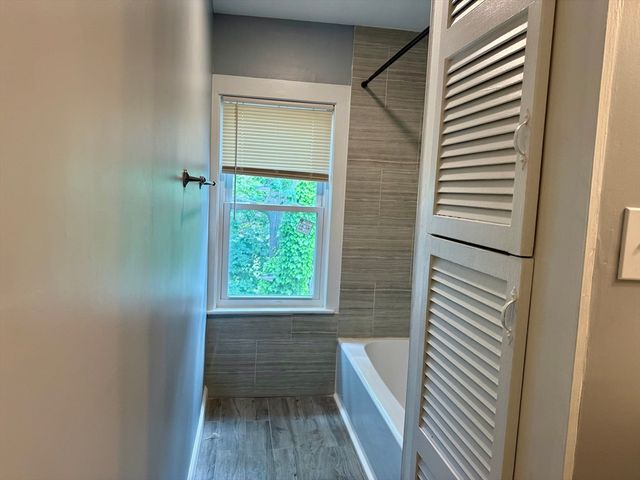 15 Church Avenue 4, Woburn, MA 01801