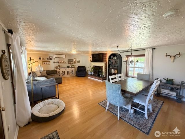 260 Lincoln Avenue E, Tenino, WA 98589