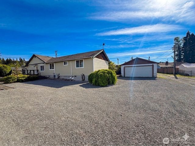 260 Lincoln Avenue E, Tenino, WA 98589