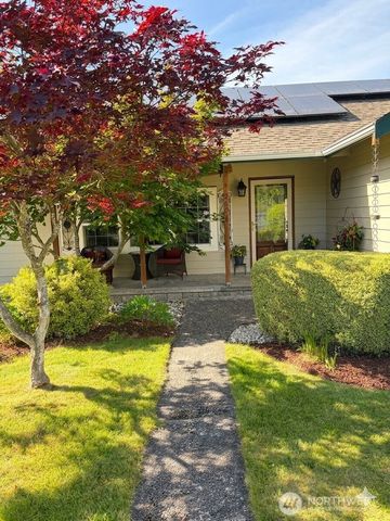 260 Lincoln Avenue E, Tenino, WA 98589