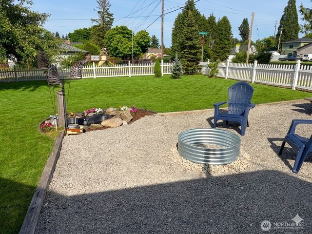 260 Lincoln Avenue E, Tenino, WA 98589