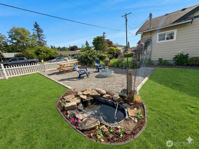 260 Lincoln Avenue E, Tenino, WA 98589