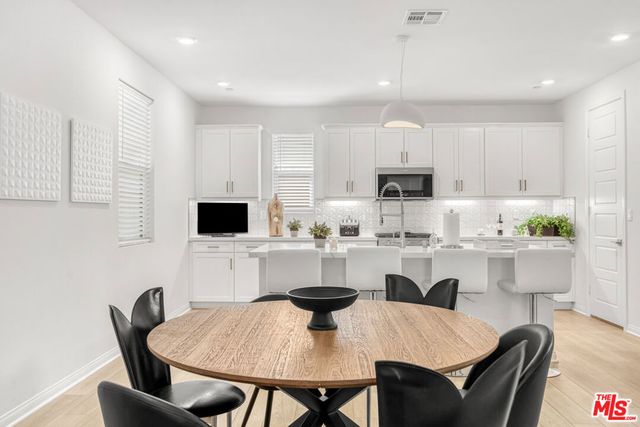 768 Daniel Freeman Circle, Inglewood, CA 90301