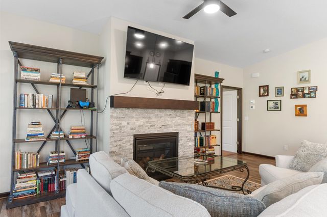 1017 109th Court NE, Blaine, MN 55434