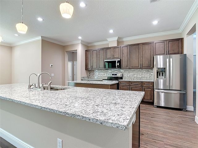 19041 MARDI GRAS STREET, Orlando, FL 32833