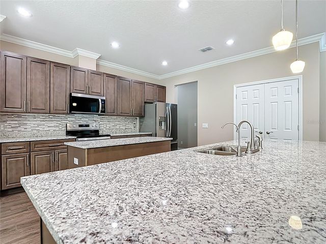 19041 MARDI GRAS STREET, Orlando, FL 32833