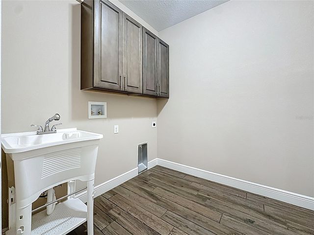 19041 MARDI GRAS STREET, Orlando, FL 32833