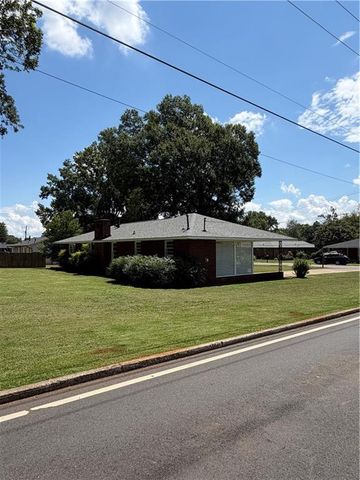 41 Larkwood Circle, Cartersville, GA 30120