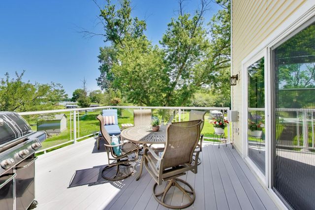 36785 N Lake Street, Ingleside, IL 60041