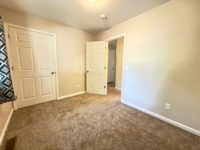 243 Winifred Street E, Saint Paul, MN 55107