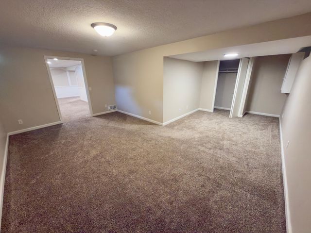 243 Winifred Street E, Saint Paul, MN 55107