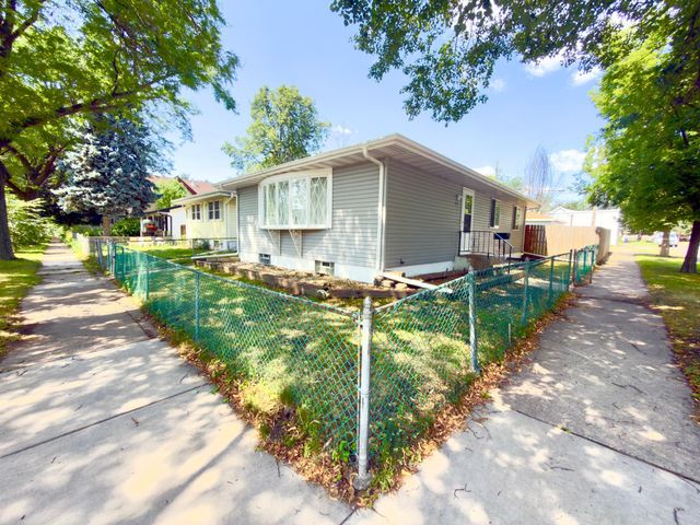 243 Winifred Street E, Saint Paul, MN 55107