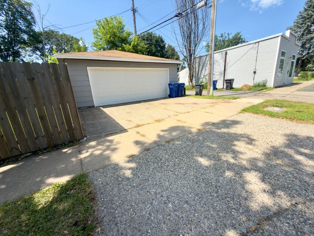 243 Winifred Street E, Saint Paul, MN 55107