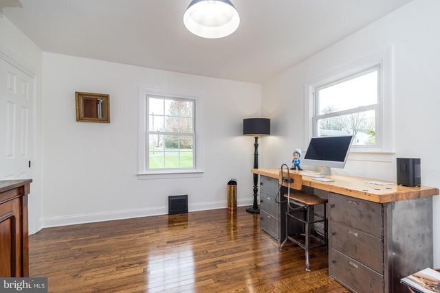 3645 APPLEBUTTER RD, Fountainville, PA 18923