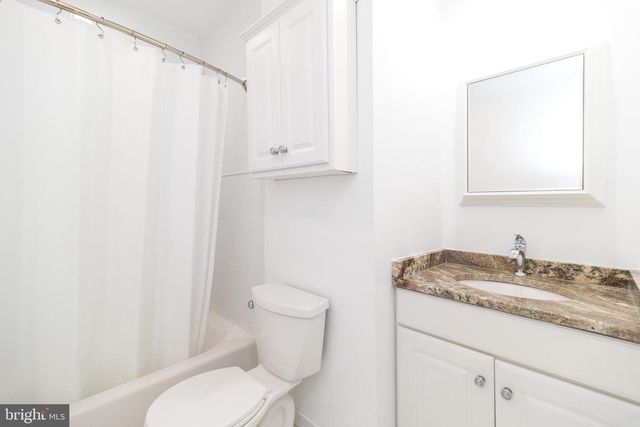3645 APPLEBUTTER RD, Fountainville, PA 18923