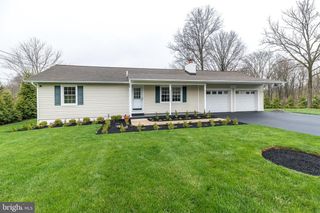 3645 APPLEBUTTER RD, Fountainville, PA 18923