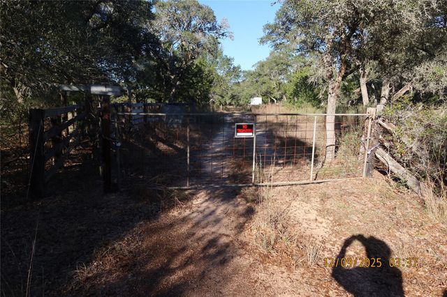 CR 119 Road 1023, Sheridan, TX 77475