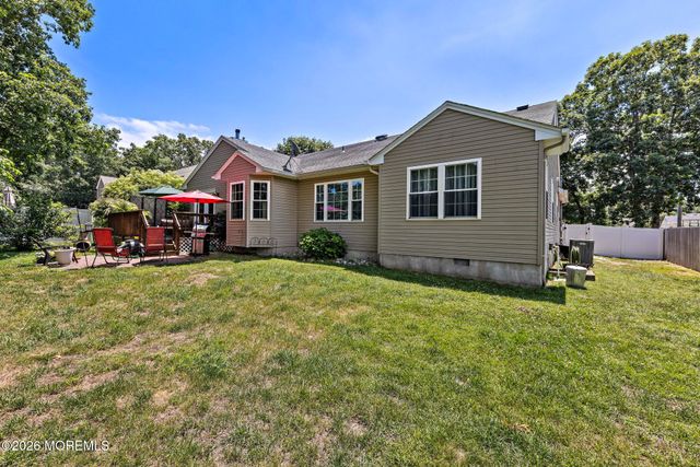 1206 Canal Avenue, Manahawkin, NJ 08050