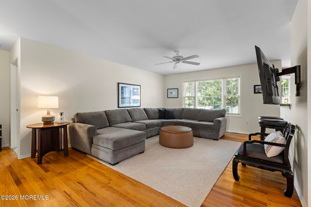 1206 Canal Avenue, Manahawkin, NJ 08050