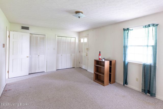 2164 Southville Pike, Shelbyville, KY 40065