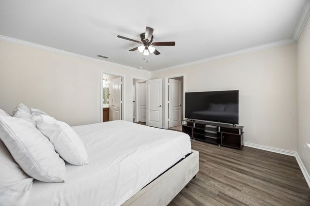 6816 Carrington Lane, Fort Worth, TX 76137