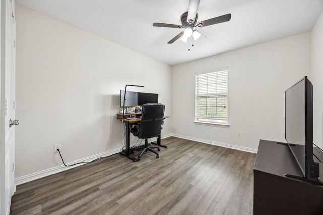 6816 Carrington Lane, Fort Worth, TX 76137