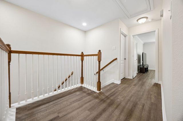 6816 Carrington Lane, Fort Worth, TX 76137