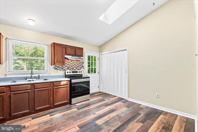 6 KENNEDY CV, Ruther Glen, VA 22546