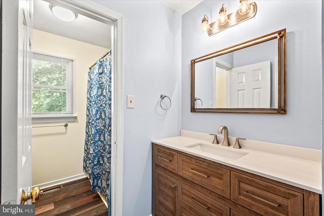 6 KENNEDY CV, Ruther Glen, VA 22546